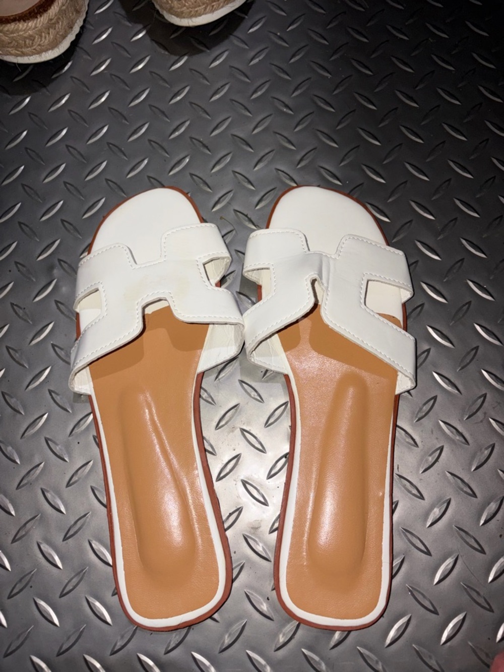 SHEIN White Slide Sandals with Tan Footbed